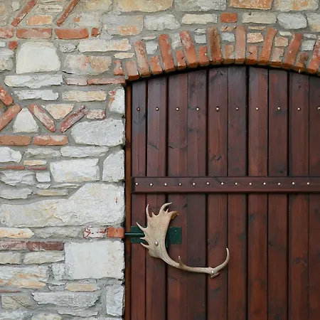 Szálloda Nemesis 3*