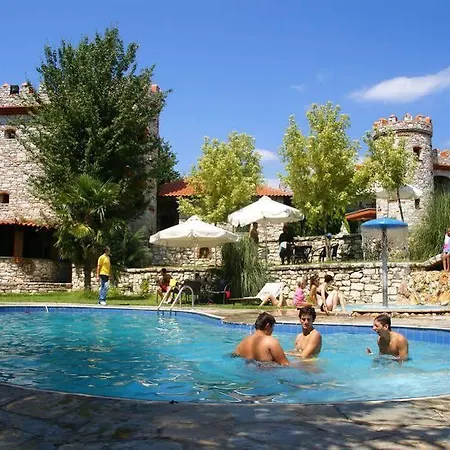 Nemesis Hotel 3*