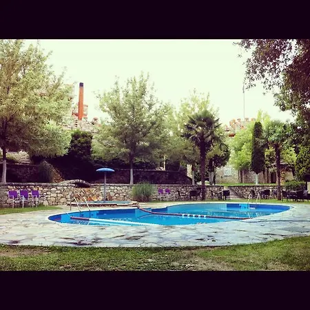Nemesis Hotel 3*